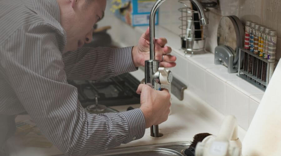 Professional Tankless Water Heater Installation in Okahumpka, FL
